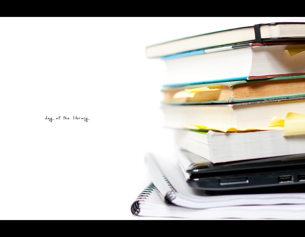Project 365, Day 335, 335/365, bokeh, strobist, books, laptop, netbook, library, against white, white background, Sigma 50mm F1.4 EX DG HSM, 50 mm, 