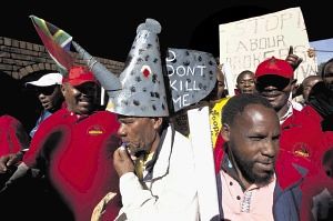 South African workers from NUMSA went on strike July 4, 2011 demanding a 13 percent pay hike from the bosses. Workers in other sectors including chemicals and petrol have followed suit. by Pan-African News Wire File Photos