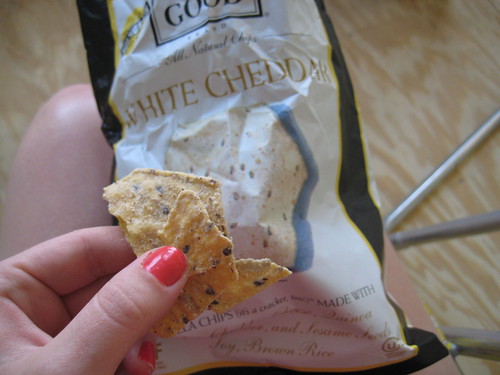 White Cheddar Food Should Taste Good chips