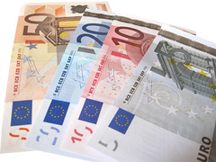 各種ユーロ紙幣
