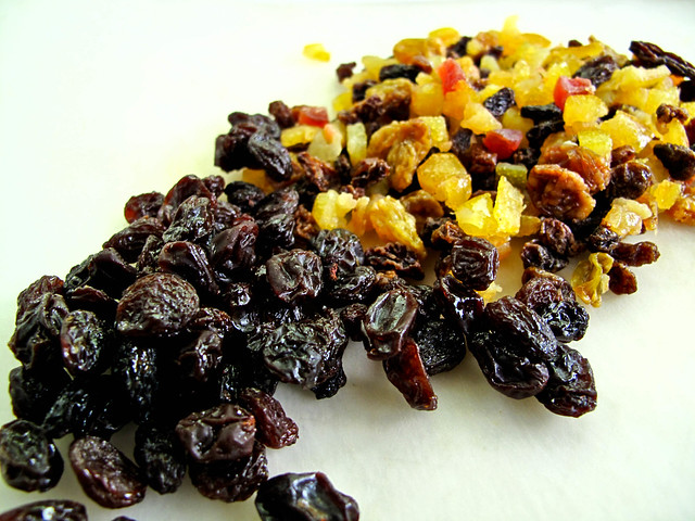 IMG_1162 Raisins and mixed fruit