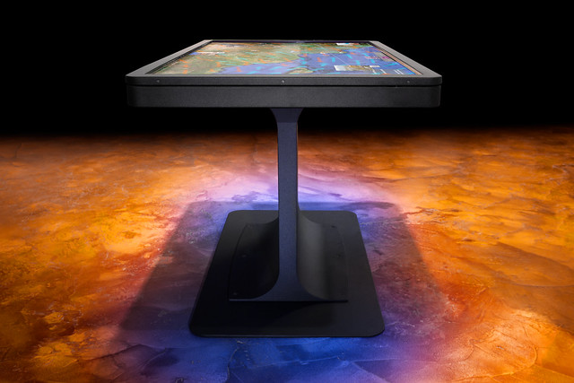 MT55 Platform Multitouch Table