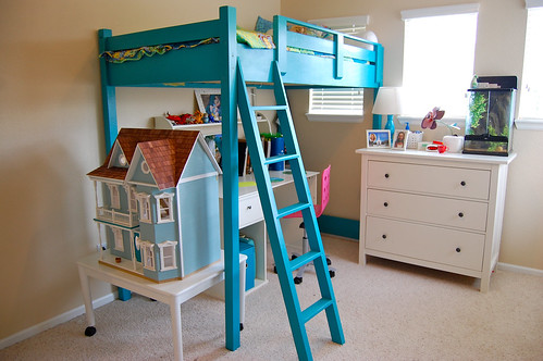 the turquoise loft bed