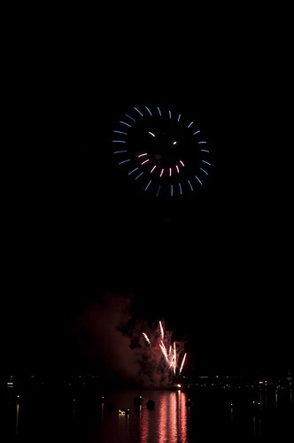 11-FireworksRedBank-5742