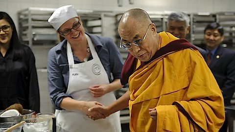 947039-dalai-lama-masterchef.jpg
