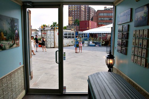 DeKalb Market (by: Leonel Ponce, creative commons license)