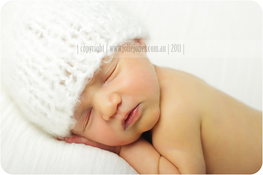 canberra newborn baby photographer picture