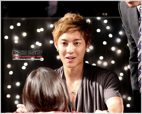 Kim Hyun Joong Fan Signing Event at iPark in Seoul  9