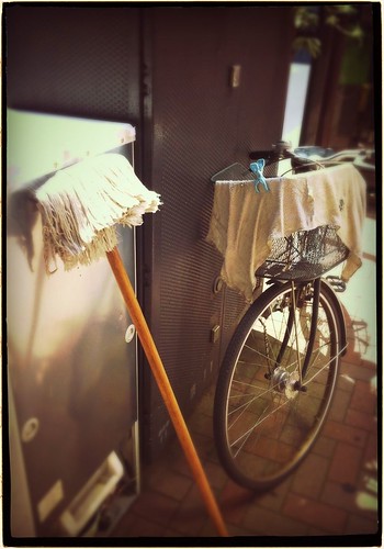 モップと自転車 #instan