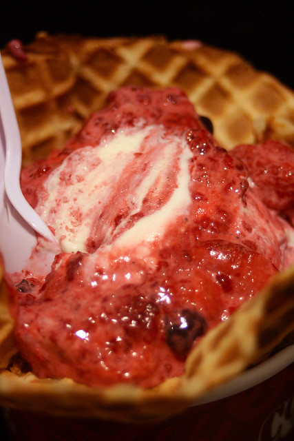 Berry Berry Berry Good®  (Sweet Cream Ice Cream, Raspberries, Strawberries, Blueberries)