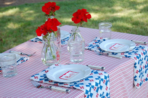 4th of July Ideas - Red White & Blue Picnic from project wedding