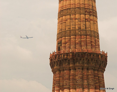 Qutub Minar by Shubh M Singh