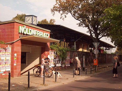 0977 S-Bahnhof Nöldnerplatz