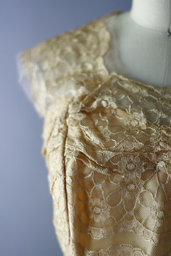 Vintage 50s Shabby Chic Nude Lace Party Dress