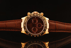 Gorgeous Swiss Made Replica Rolex Cosmograph Daytona Rose Gold Watch