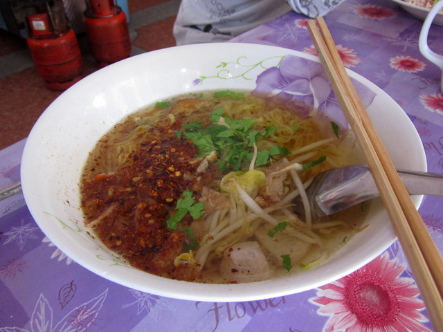 Thai vegetarian noodles