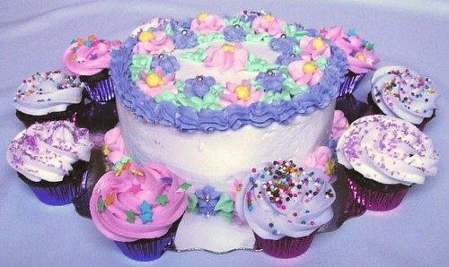 Mini cake and cupcakes 2