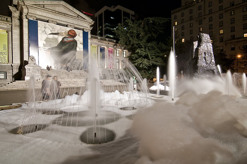 Foaming Fountain  by petetaylor