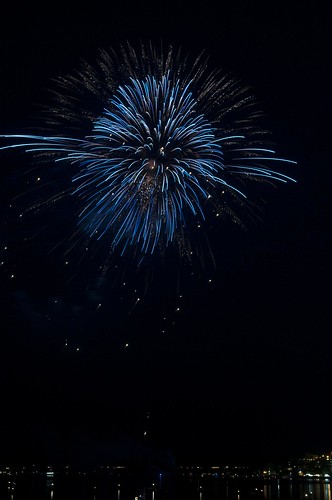 11-FireworksRedBank-5782