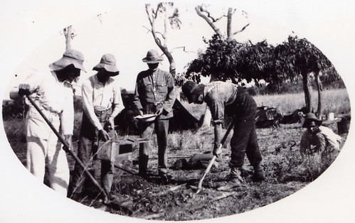 1921  Mixing concrete at the border camp. L to R  C.M. Hambidge, C. A,  Maddern,  M.P. Durack & H.B. Curlewis - KHS-2011-15-07-P2-D