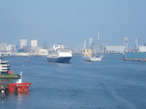 Sail away from Rotterdam (9)