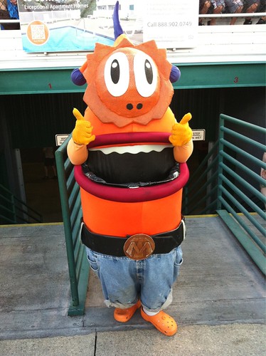 I'm not sure what's going on here but this mascot will eat your empty beer cup - #Seadogs #Mets #Yearofbaseball