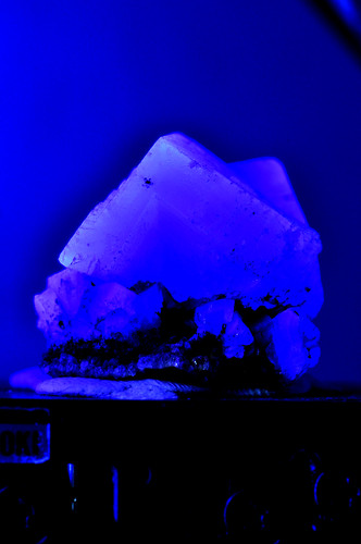 Fluorite ※Exposure to ultraviolet radiation