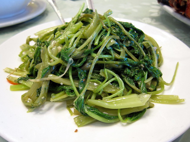 Stir-Fry Morning Glory with Fermented Bean Curd