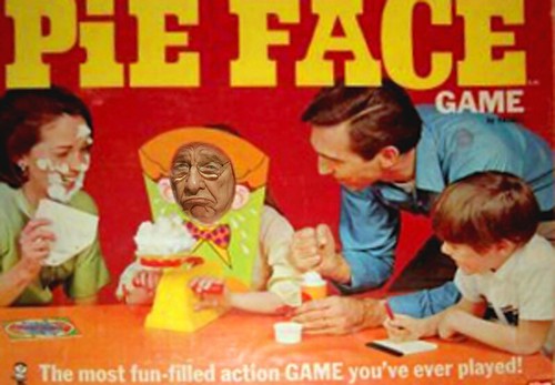 MURDOCH PIE FACE GAME by Colonel Flick