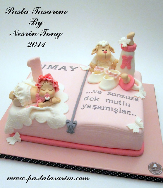 1ST BIRTHDAY CAKE - UMAY