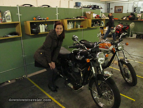 G Train Salon Motorcycle Shop Show in Brooklyn_VAX MOTO garage