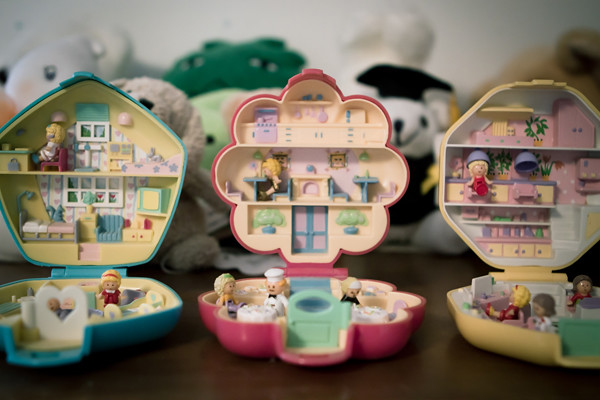 who remembers REAL Polly Pocket?