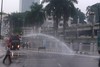 Water cannons chasing protestors into hospital, Jalan Pudu by freemalaysiatoday