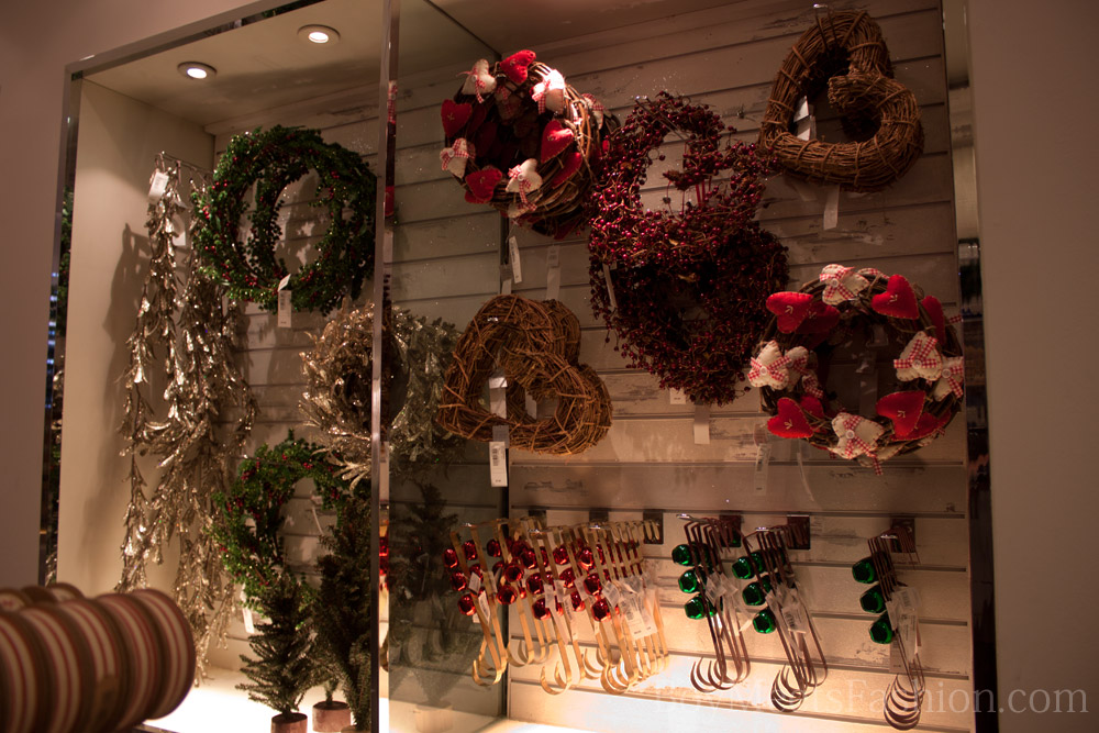 Selfridges opens its Christmas section - launch day!