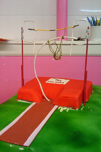 Pole Vaulting cake02