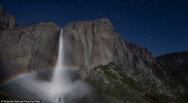 Dazzling arc of colour lights up night sky at Yosemite National Park  1
