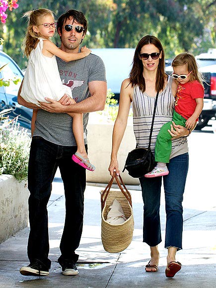 BEN AFFLECK AND JENNIFER GARNER Carry Violet, 5½ and Seraphina, 2½ , at the Farmers Market in L.A.