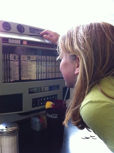Sugarbaby selects our lunchtime entertainment at Bob's Diner
