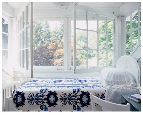 blue white bedding Laura Resen