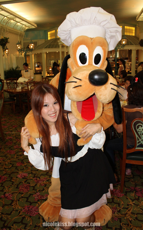 pluto and i at breakfast