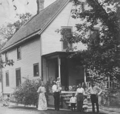 historical photo of net zero house in Ann Arbor (via Kelly & Matt's Net Zero House)