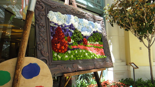 Flower painting at Bellagio