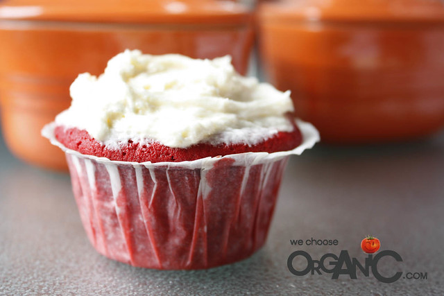 red velvet cake cupcakes - recipe adapted from pioneer woman