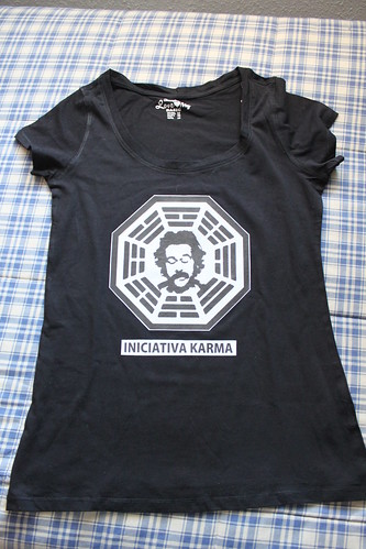 Camiseta iniciativa Karma by Furanu