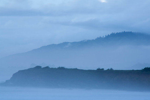 Misty hills in Big Sur
