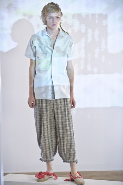 Sam Pullee3010_SS10 HOUSE OF THE VERY ISLANDS(fmag)