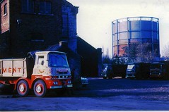Gasometer Stamford, with Musgrove's lorry in foreground