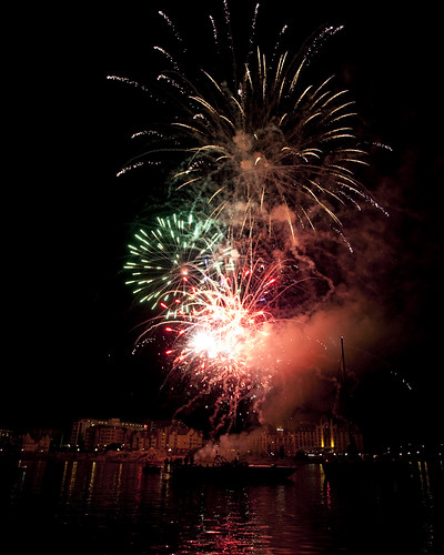 Canada+day+fireworks+victoria+bc