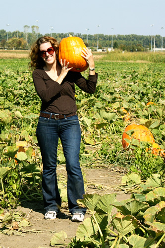 Me-holding-pumpkin