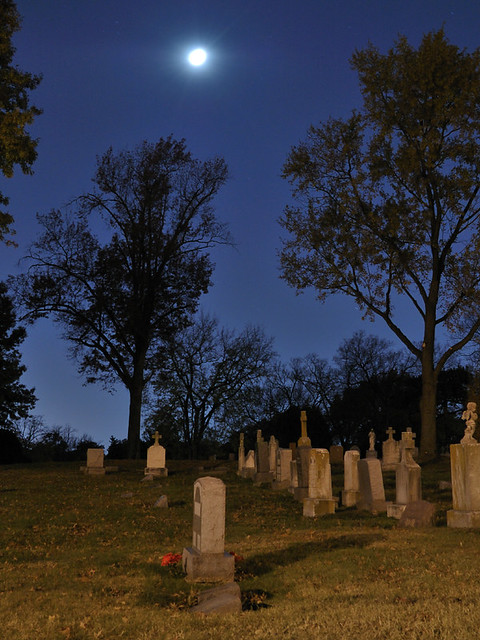 Saint Peter and Paul Catholic Cemetery, in Saint Louis, Missouri, USA - moon